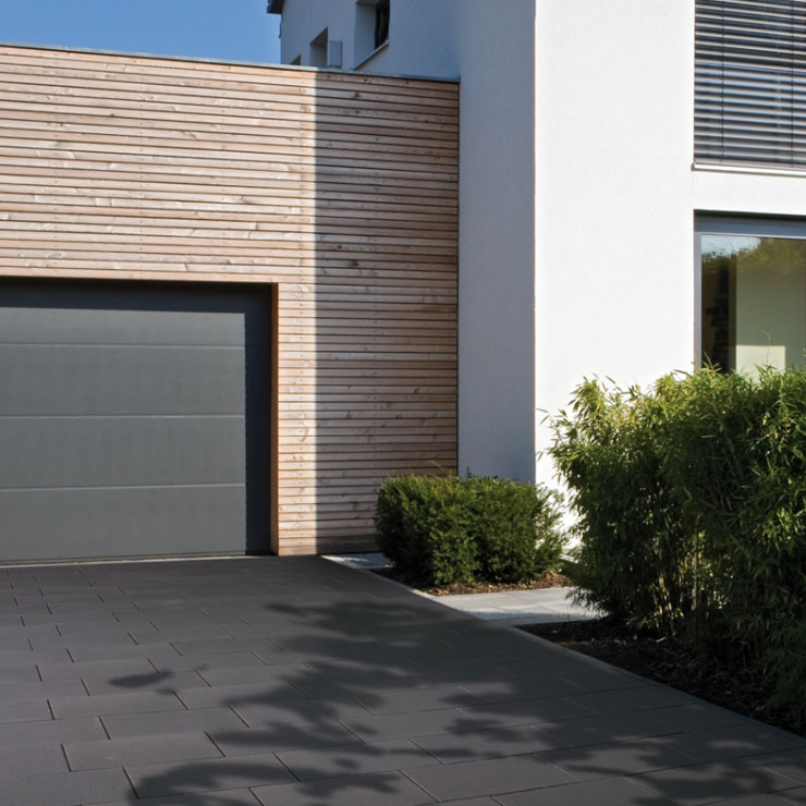 SPRING Cubus für Zufahrten, Wege und Terrassen | Spring by Metten Pflastersteine anthrazit garageneinfahrt
Pflastersteine anthrazit garageneinfahrt
SPRING Cubus für Zufahrten, Wege und Terrassen | Spring by Metten